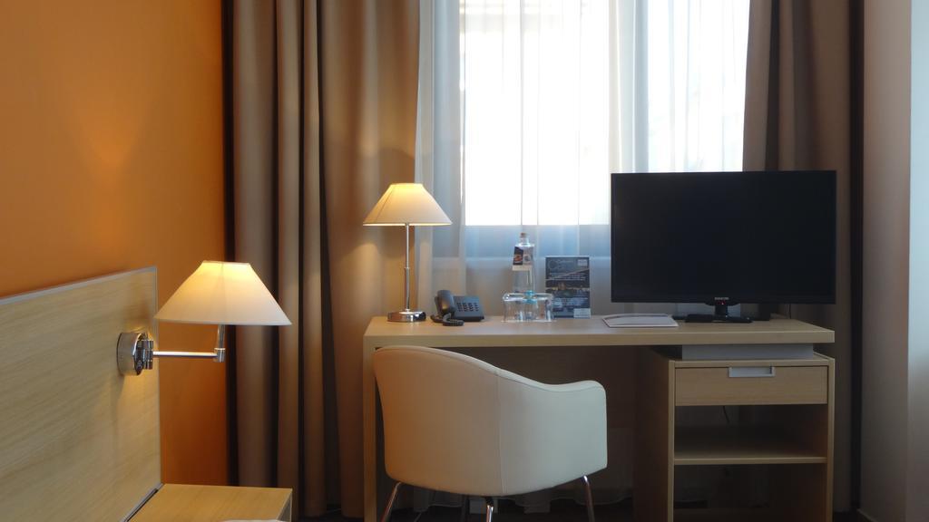 Hotel Ehrlich Prague Ngoại thất bức ảnh