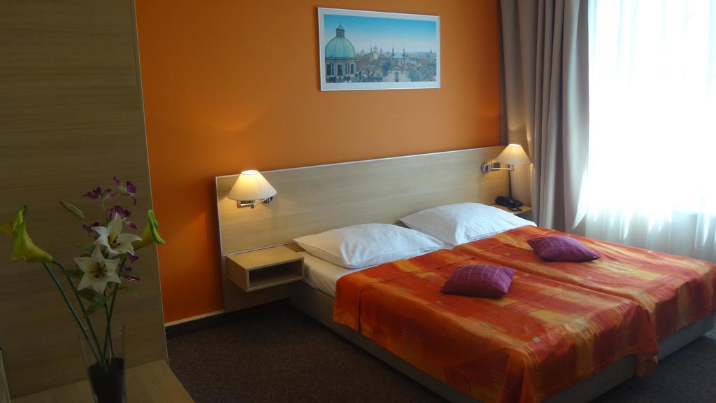 Hotel Ehrlich Prague Ngoại thất bức ảnh