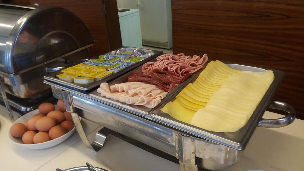 Hotel Ehrlich Prague Ngoại thất bức ảnh