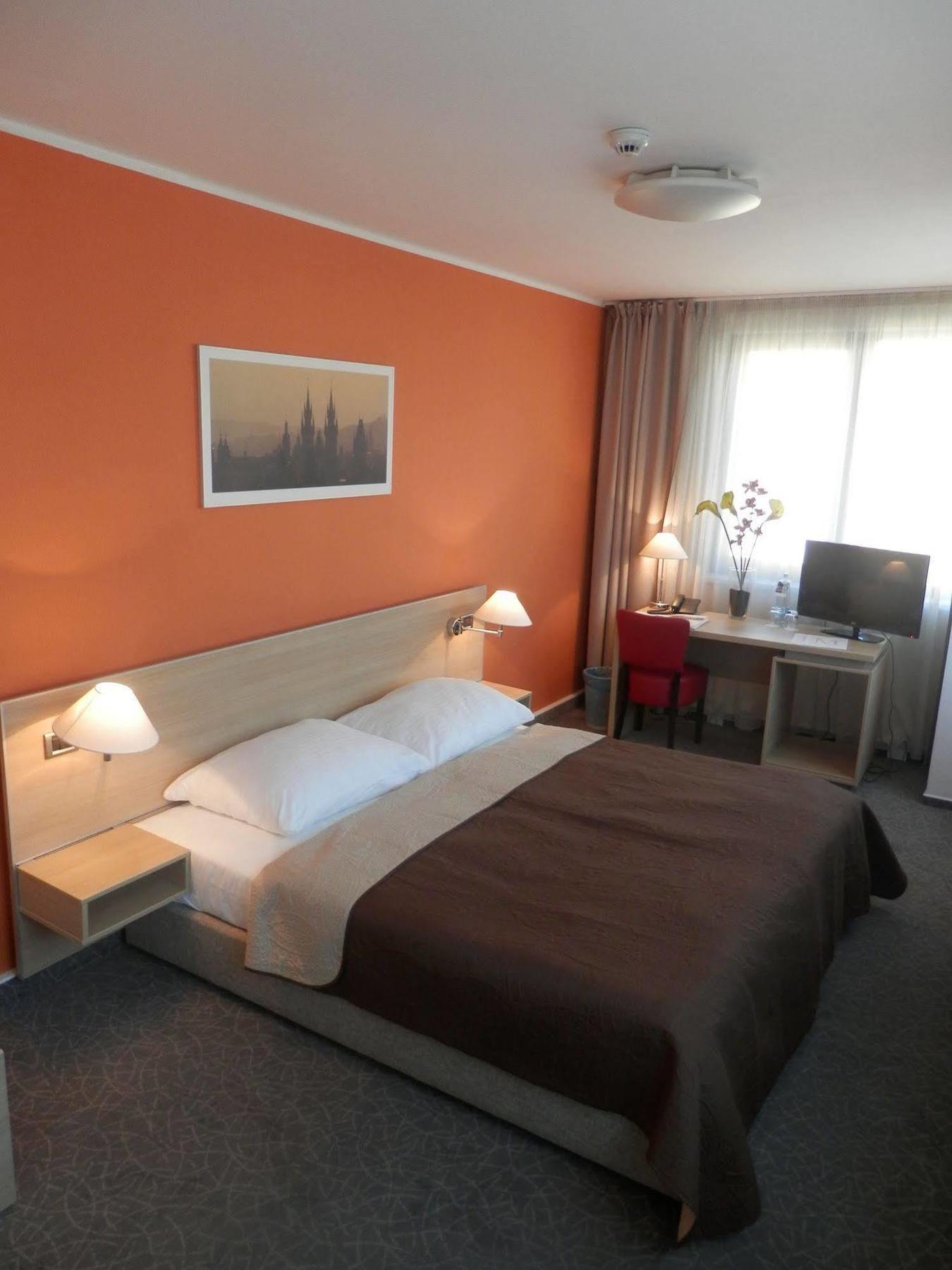 Hotel Ehrlich Prague Ngoại thất bức ảnh